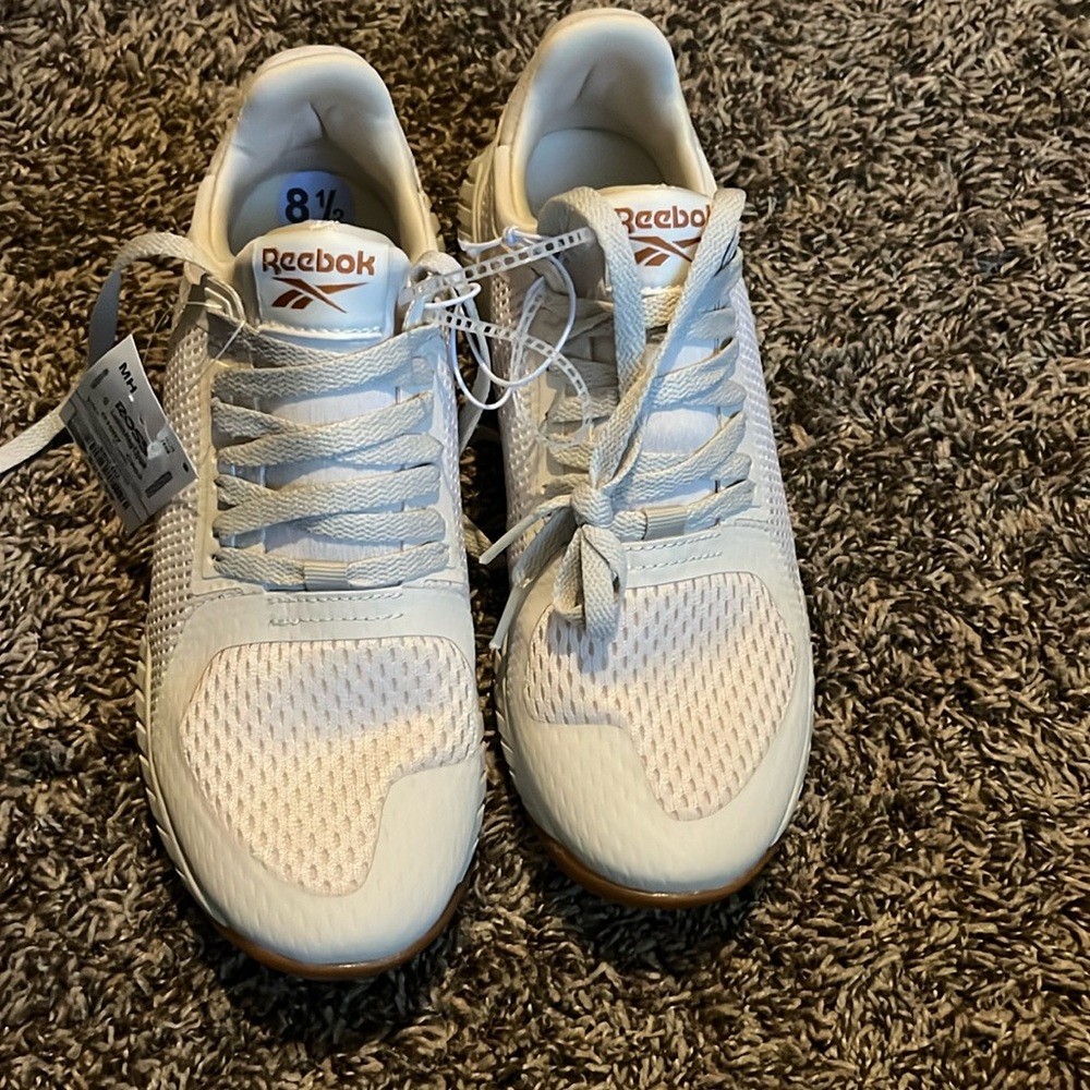 Reebok shoes 8 1/2